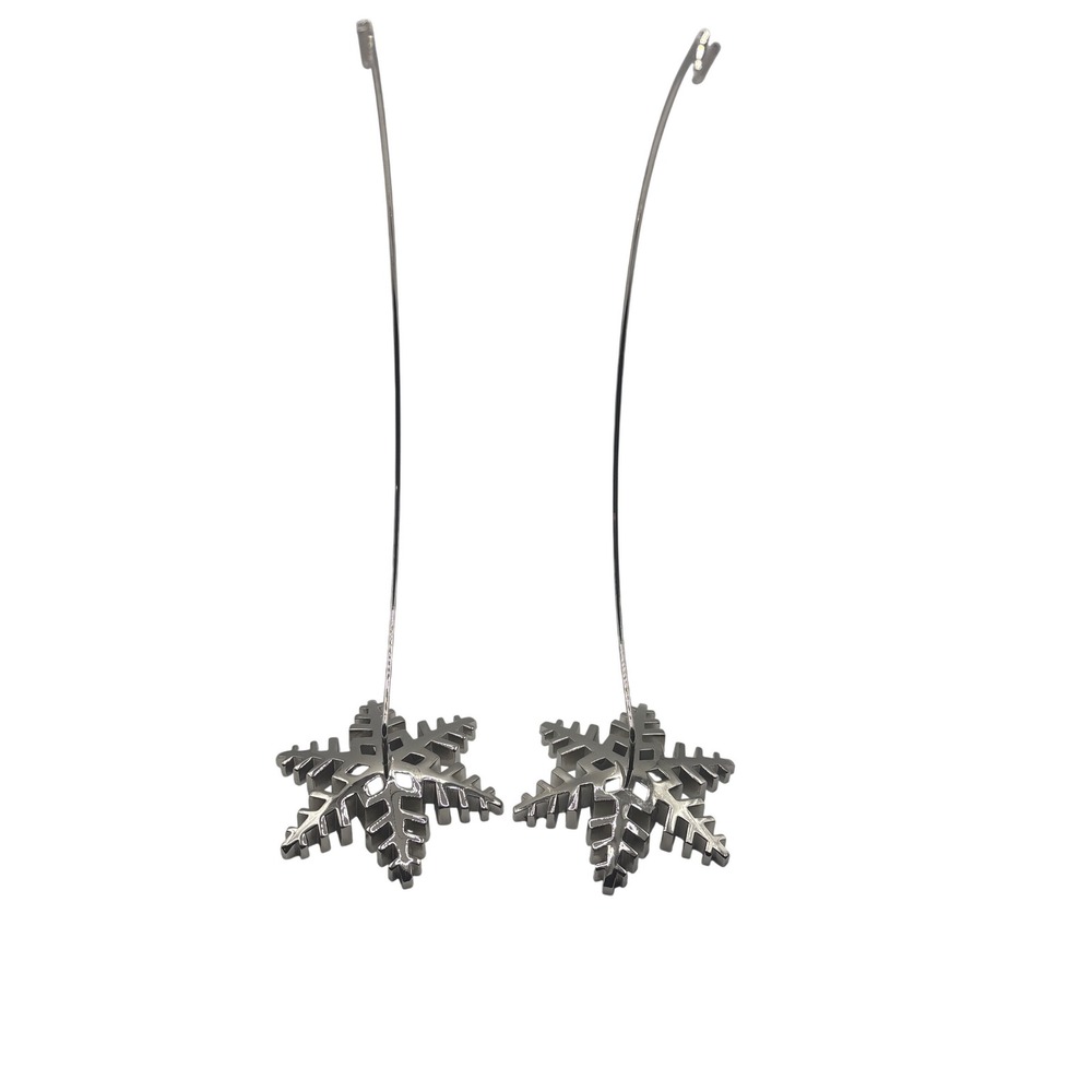 Silver Snowflake Stocking Holders Set of 2 Metal Christmas Mantel Hangers
